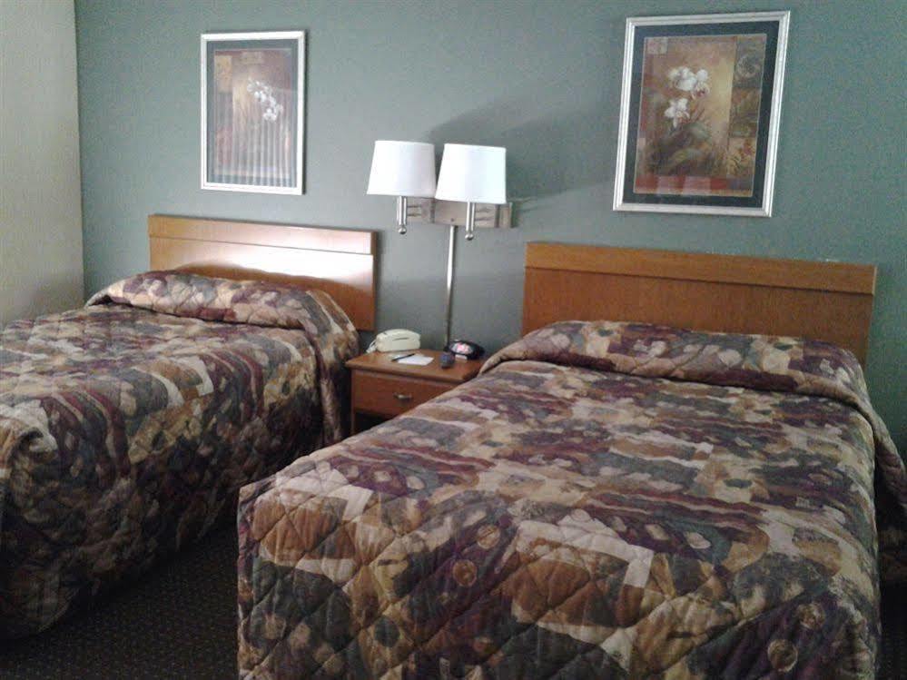 Maple Leaf Motel Shady Cove エクステリア 写真